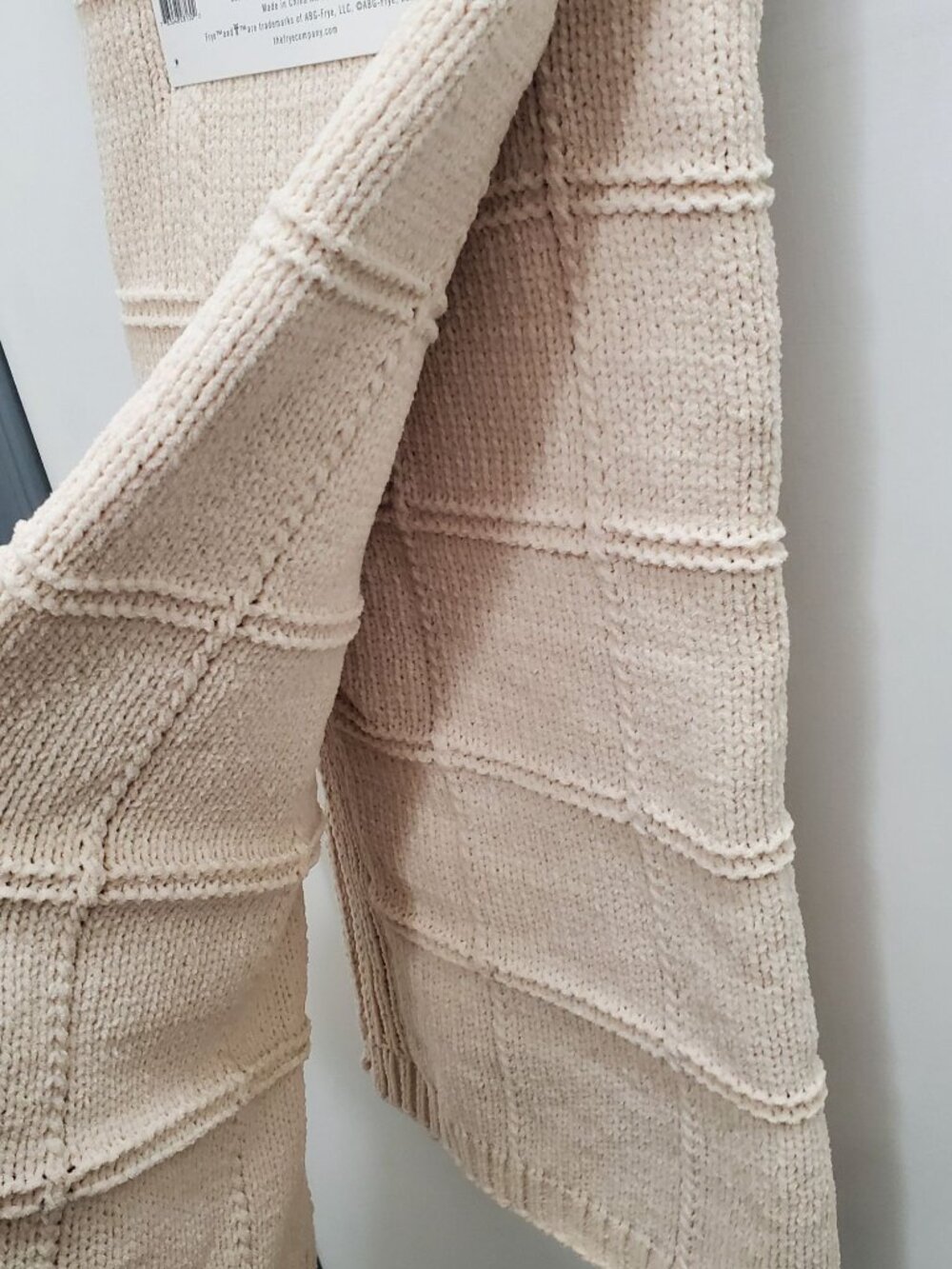 FRYE Oversized Block Knit Throw Cream OKEO Tex All Season Blanket NWT 50"x70" - Picture 3 of 8